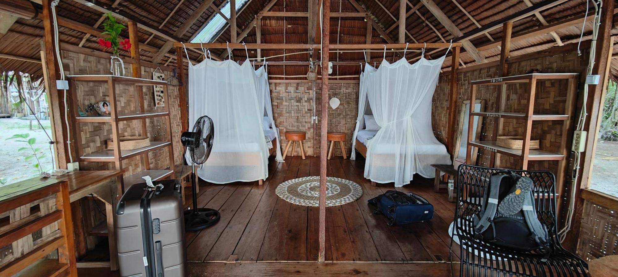 Pinang Island - Private Island Sea View Bungalows Singkil  Екстер'єр фото