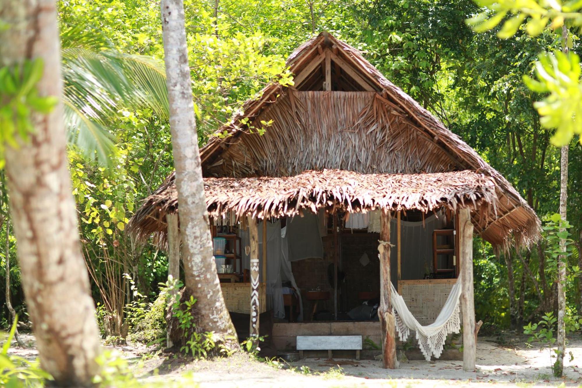 Pinang Island - Private Island Sea View Bungalows Singkil  Екстер'єр фото